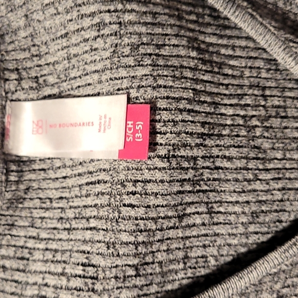 No boundaries ribbed knit tip blouse gray grey sz small - Picture 4 of 5